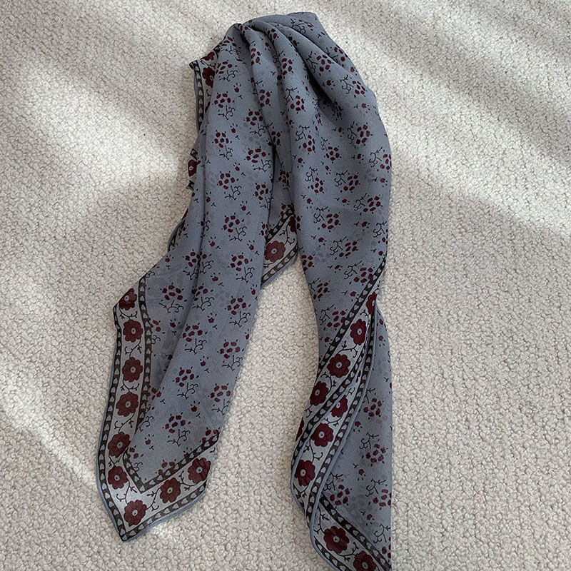 Jedwabna apaszka bandana w kwi – Vintage Fashion Rings recenzja i cena